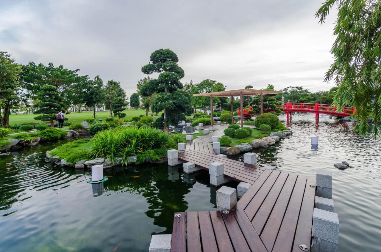 Luxhomes Saigon - Vinhomes Central Park Хошимін Екстер'єр фото