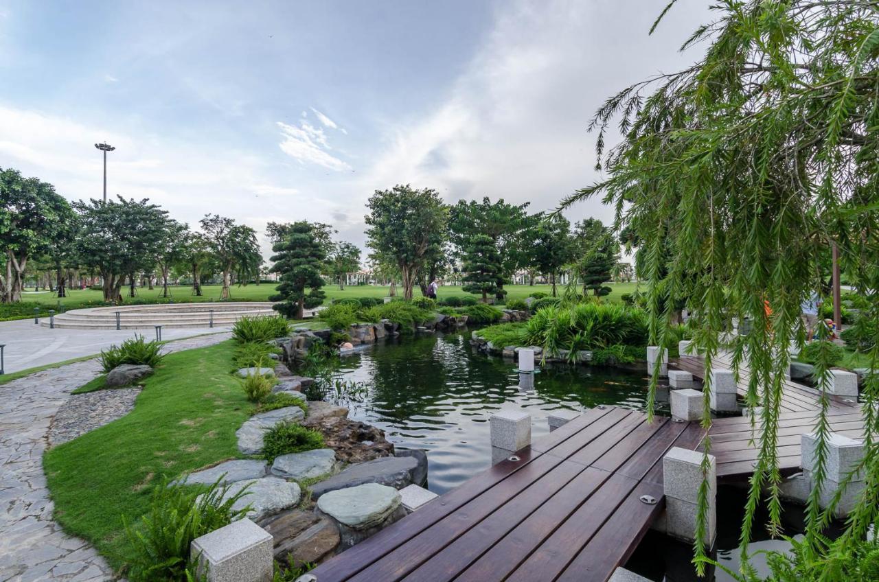 Luxhomes Saigon - Vinhomes Central Park Хошимін Екстер'єр фото