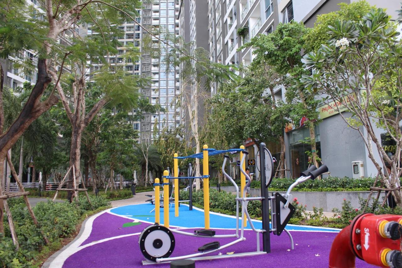 Luxhomes Saigon - Vinhomes Central Park Хошимін Екстер'єр фото